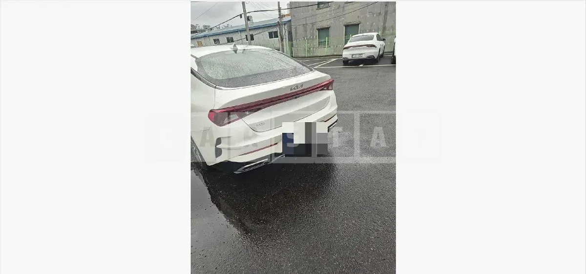 Photo 2 of 23: 2023 Kia K5 — Korean insurance auction