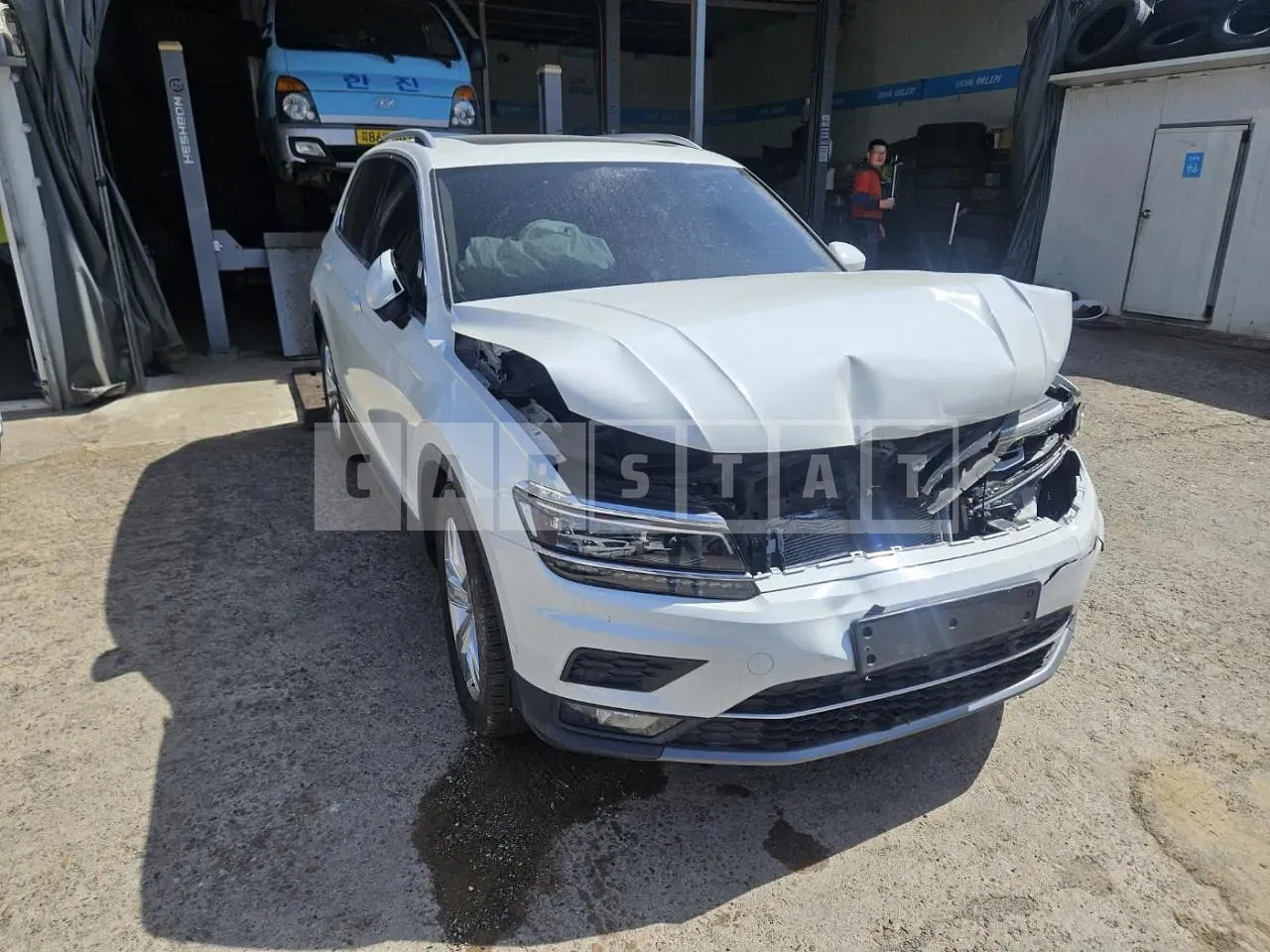 Photo 2 of 26: 2020 Volkswagen Tiguan 2.0 TDI 4MOTION, VIN WVGZZZ5NZLW379301 — Korean insurance auction