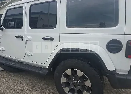 Photo 2 of 23: 2021 Jeep Wrangler Sahara — Korean insurance auction