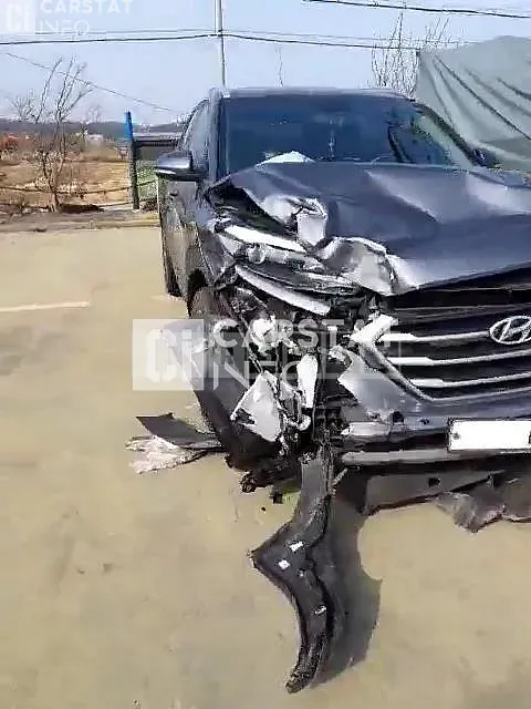 Photo 2 of 15: 2018 Hyundai Tucson, VIN KMHJ381ADJU774002 — Korean insurance auction