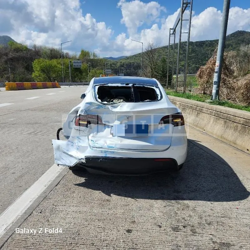 Photo 2 of 13: 2024 Tesla Model Y RWD — Korean insurance auction