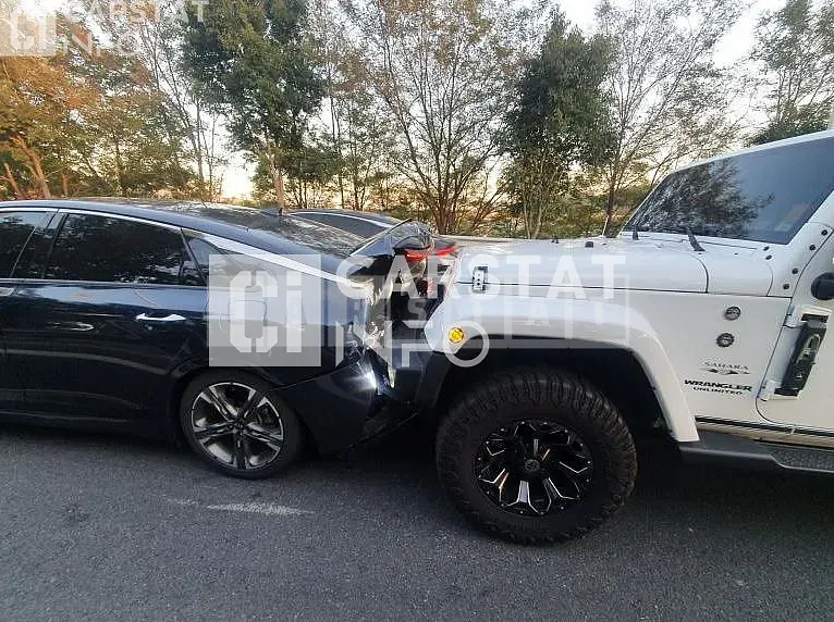 Photo 2 of 4: 2020 Kia K5 2.0 — Korean insurance auction