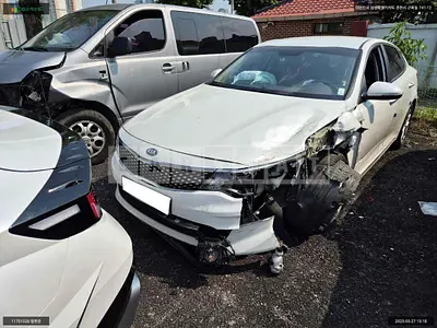 Photo 1 of 6: 2015 Kia K5, VIN KNAGX411BGA007322 — Korean insurance auction