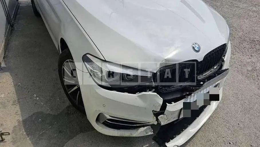 Photo 2 of 21: 2018 BMW 520i — Korean insurance auction