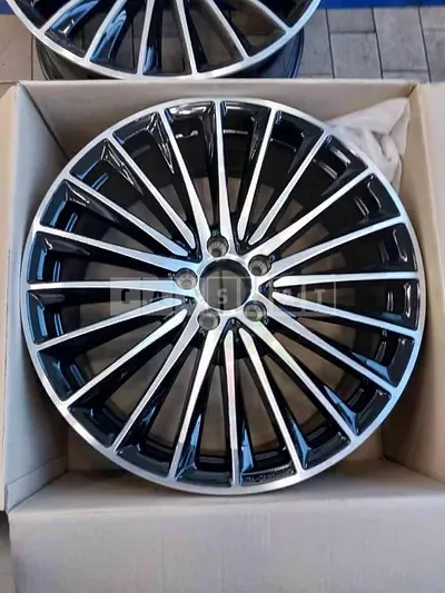 Photo 1 of 1: 2022 Mercedes-Benz (parts) CLS450 4Matic Wheels — Korean insurance auction