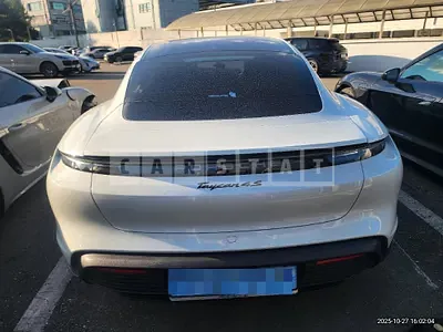 Photo 1 of 74: 2025 Porsche Taycan 4S — Korean insurance auction