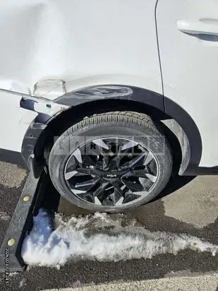 Photo 2 of 22: 2025 Kia Sorento, VIN KNARJ81FGSA330138 — Korean insurance auction