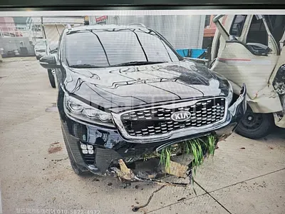 Photo 1 of 19: 2019 Kia Sorento — Korean insurance auction