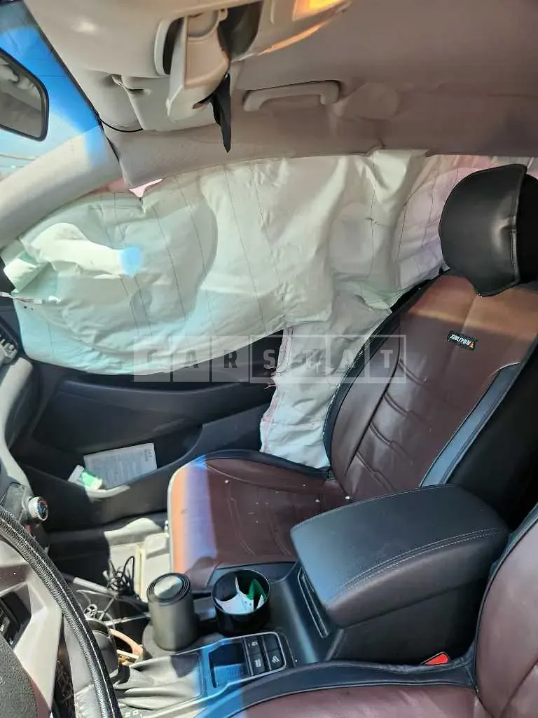Photo 2 of 30: 2016 Hyundai Tucson TL — Korean insurance auction