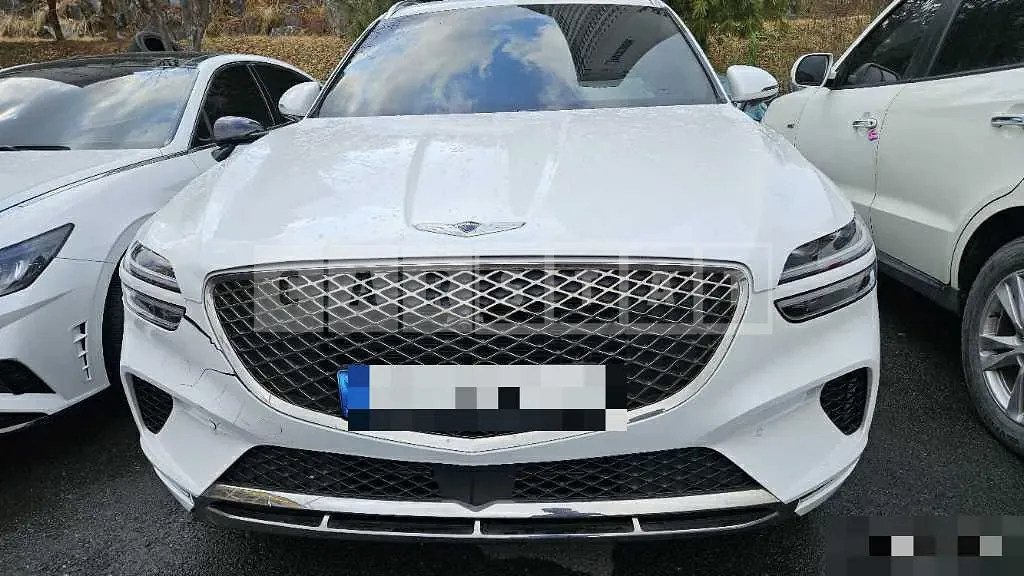 Photo 2 of 3: 2023 Genesis (parts) GV70 Light — Korean insurance auction