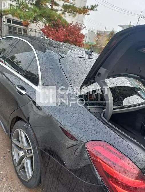 Photo 2 of 22: 2018 Mercedes-Benz S350 d, VIN WDDUF2AB4JA378917 — Korean insurance auction