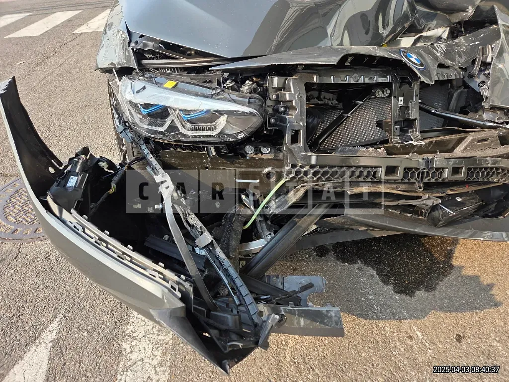 Photo 2 of 81: 2024 BMW i4 M50 — Korean insurance auction