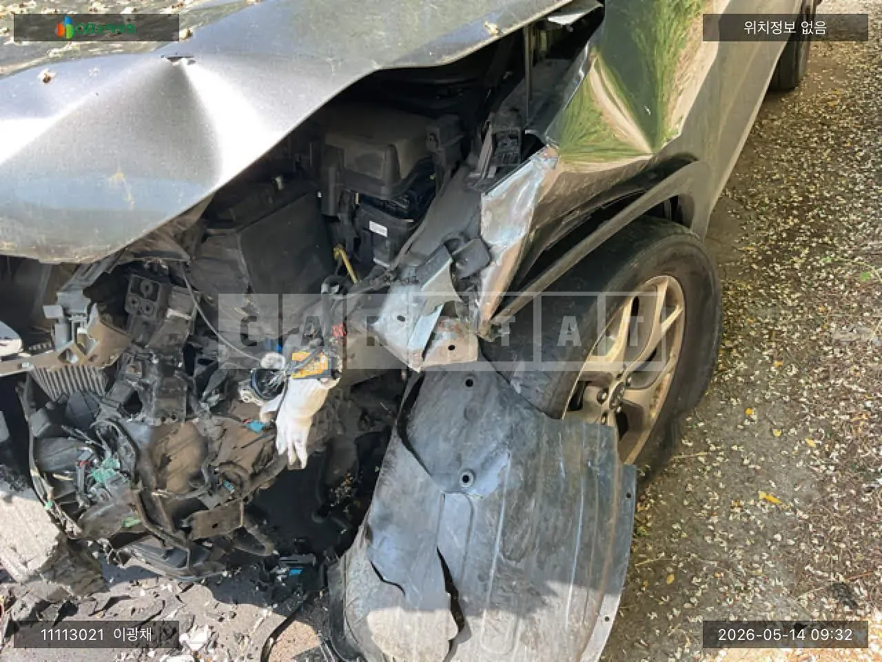 Photo 2 of 9: 2016 Kia Sorento, VIN KNAPH81BDGA261547 — Korean insurance auction