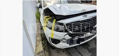Photo 1 of 7: 2018 Kia Carnival Gasoline — Korean insurance auction