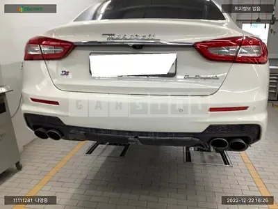 Photo 1 of 23: 2017 Maserati Quattroporte S Q4, VIN ZAM56RRG6H1225078 — Korean insurance auction