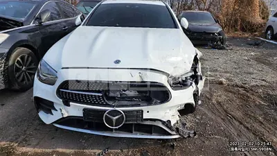 Photo 1 of 12: 2020 Mercedes-Benz E220 d 4Matic, VIN W1KZF0FB6MA909042 — Korean insurance auction