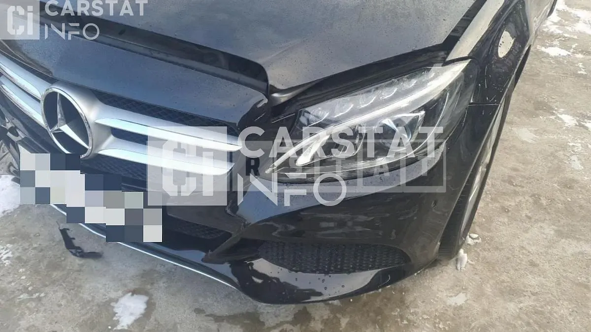 Photo 2 of 12: 2015 Mercedes-Benz C220 d 4Matic, VIN WDDWF0FB0GF240034 — Korean insurance auction
