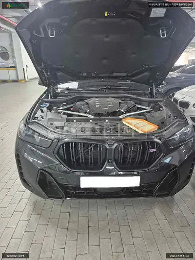 2025 BMW X6 M60i xDrive