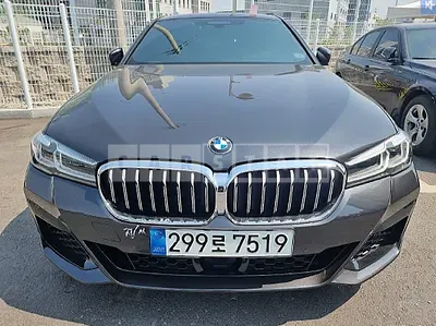 Photo 1 of 28: 2021 BMW 520i M Sport Package, VIN WBA11BH04MCF59489 — Korean insurance auction