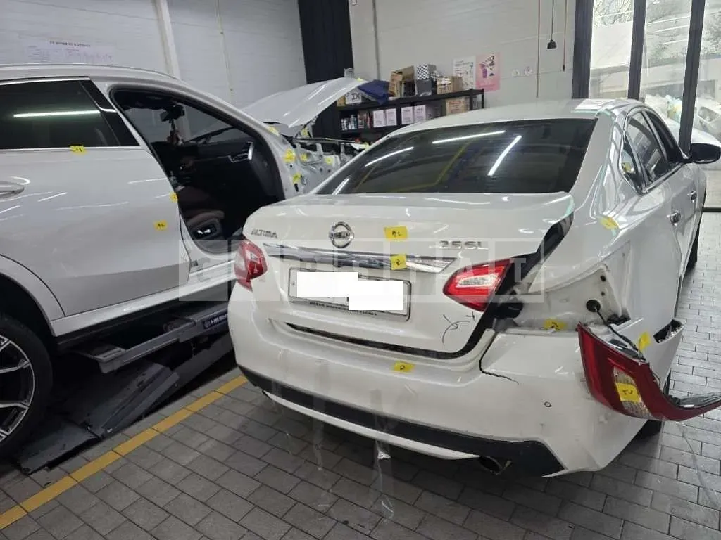 Photo 2 of 15: 2017 Nissan Altima 2.5 — Korean insurance auction