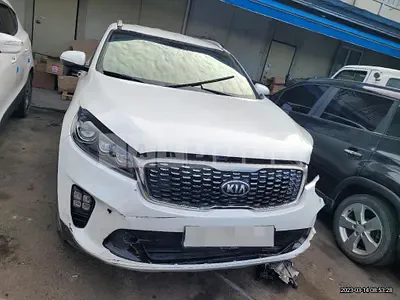 Photo 1 of 41: 2017 Kia Sorento 2.2, VIN KNAPG81BBJA408347 — Korean insurance auction