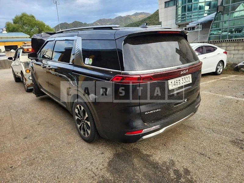 Photo 2 of 14: 2022 Kia Carnival — Korean insurance auction