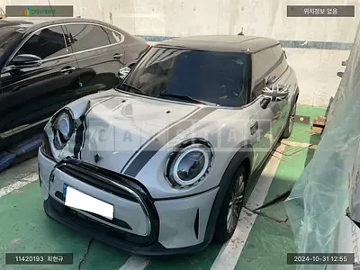 Photo 1 of 12: 2022 MINI Cooper, VIN WMW41DH02N2R79720 — Korean insurance auction