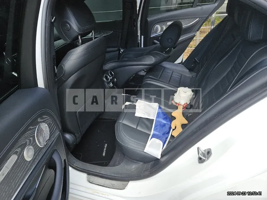 Photo 2 of 8: 2021 Mercedes-Benz E350 4Matic — Korean insurance auction