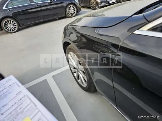 Photo 2 of 19: 2019 Mercedes-Benz E300 — Korean insurance auction