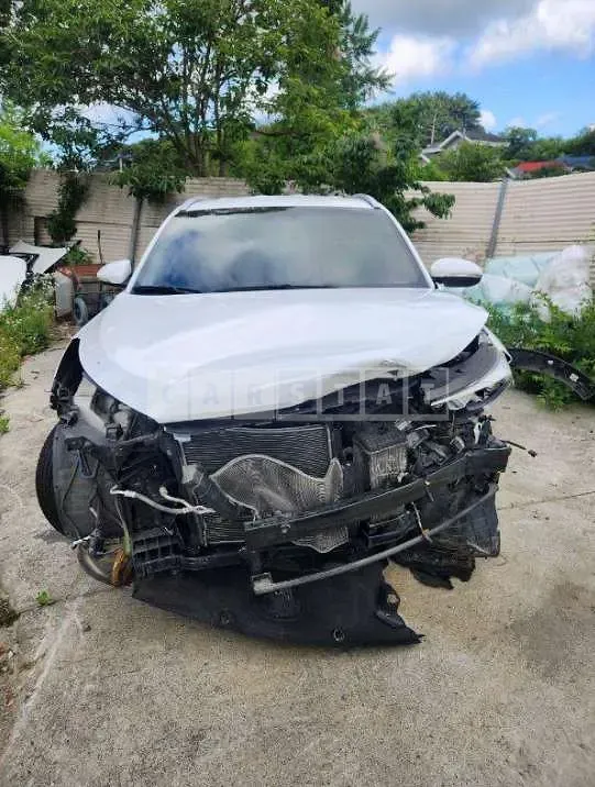 Photo 2 of 18: 2017 Hyundai Tucson TL — Korean insurance auction