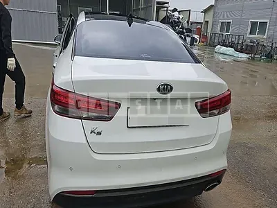 Photo 1 of 29: 2016 Kia K5 2.0 — Korean insurance auction