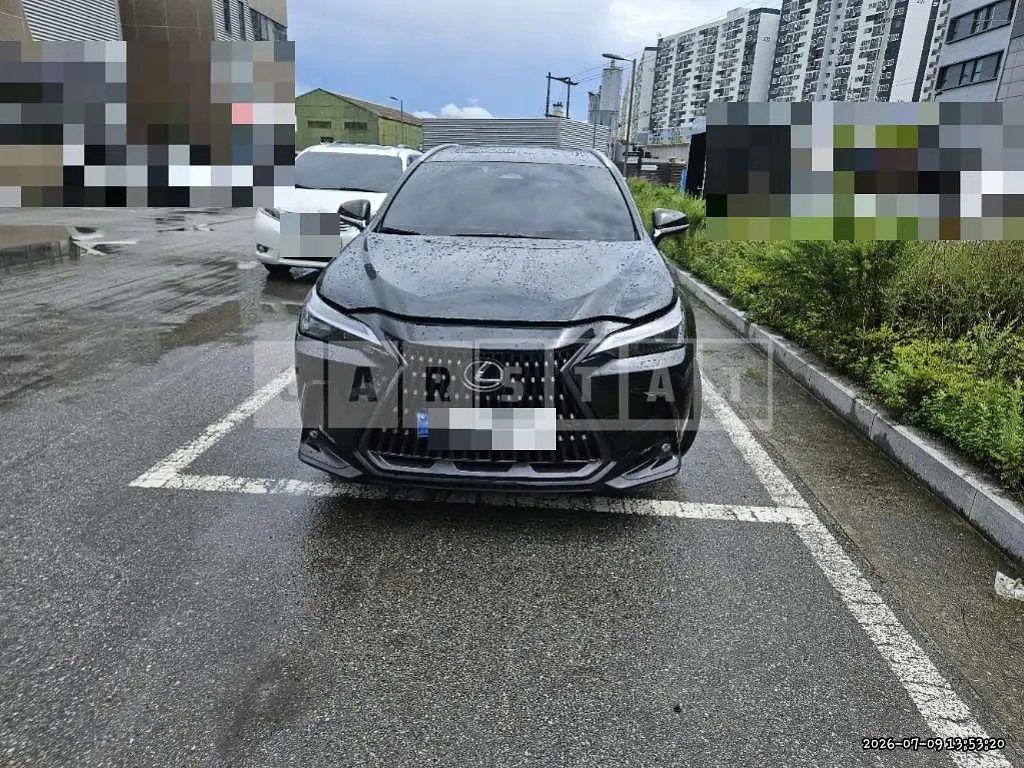 Photo 2 of 23: 2026 Lexus NX350h — Korean insurance auction