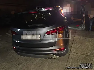 Photo 1 of 7: 2017 Hyundai Santa Fe DM — Korean insurance auction