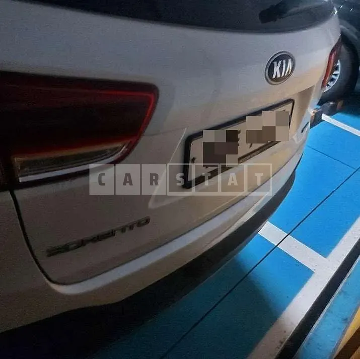 Photo 2 of 9: 2015 Kia Sorento — Korean insurance auction