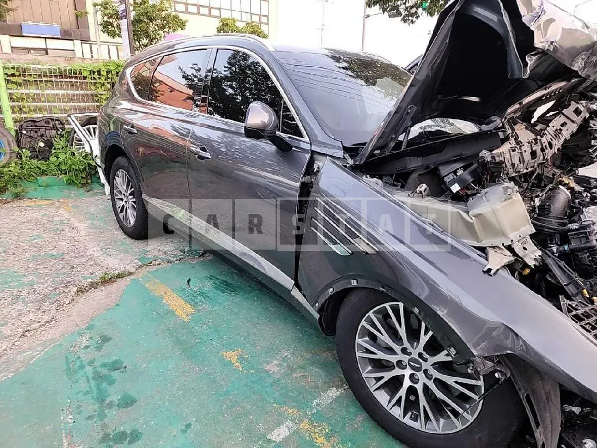 Photo 2 of 39: 2022 Genesis GV80 — Korean insurance auction