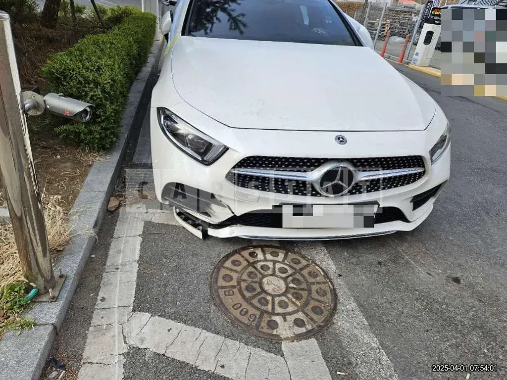 Photo 2 of 21: 2018 Mercedes-Benz CLS400 d 4Matic — Korean insurance auction