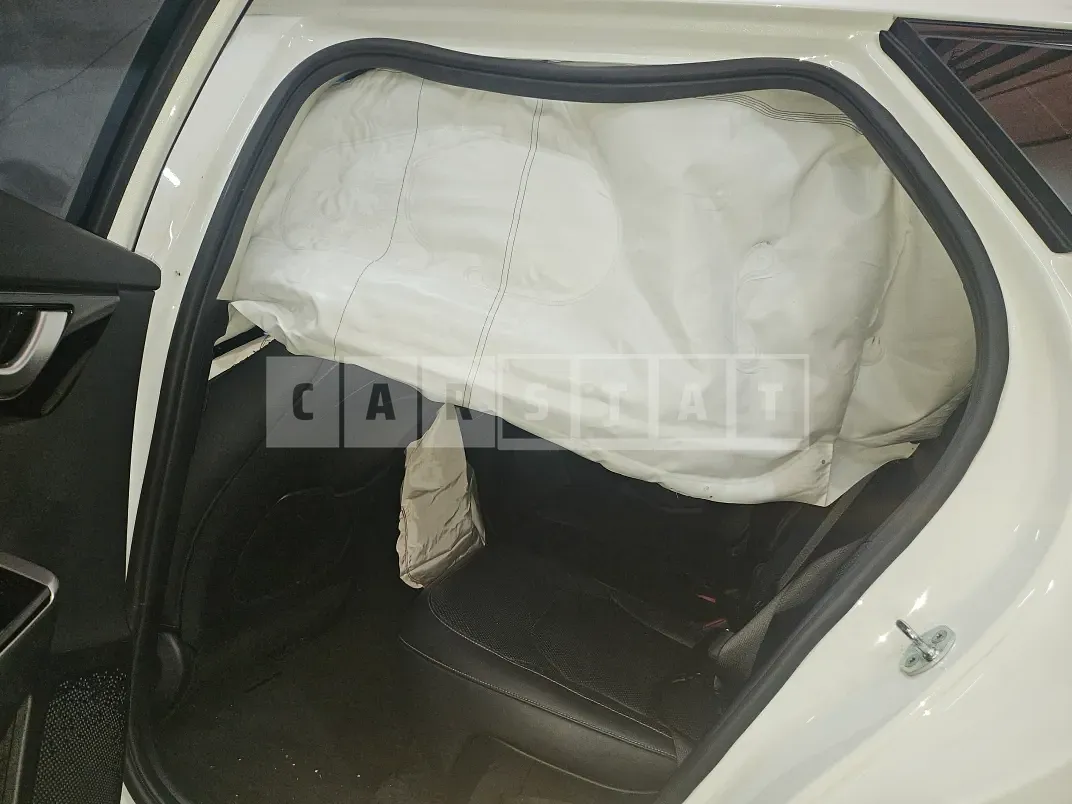 Photo 2 of 20: 2022 Kia EV6 Long Range — Korean insurance auction