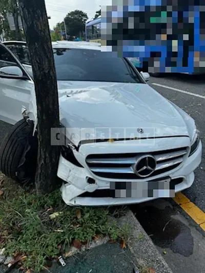 Photo 1 of 11: 2020 Mercedes-Benz C220 d 4Matic — Korean insurance auction