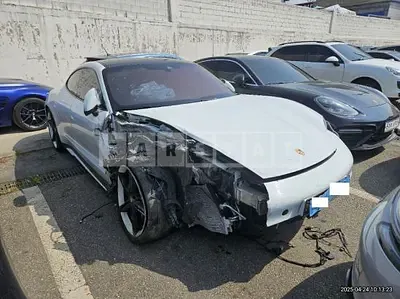 Photo 1 of 50: 2021 Porsche Taycan 4S (High) — Korean insurance auction