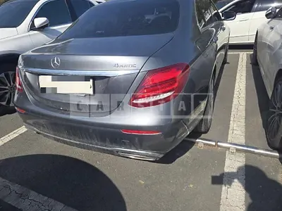 Photo 1 of 61: 2018 Mercedes-Benz E300 4Matic — Korean insurance auction