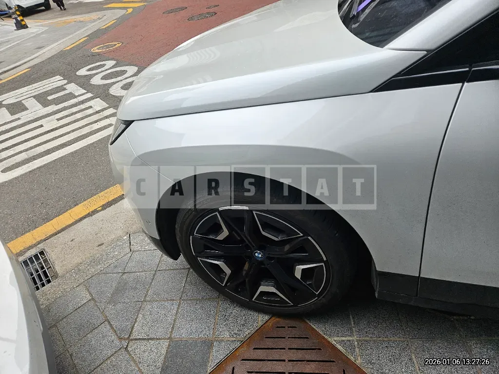 Photo 2 of 19: 2023 BMW iX xDrive50 — Korean insurance auction