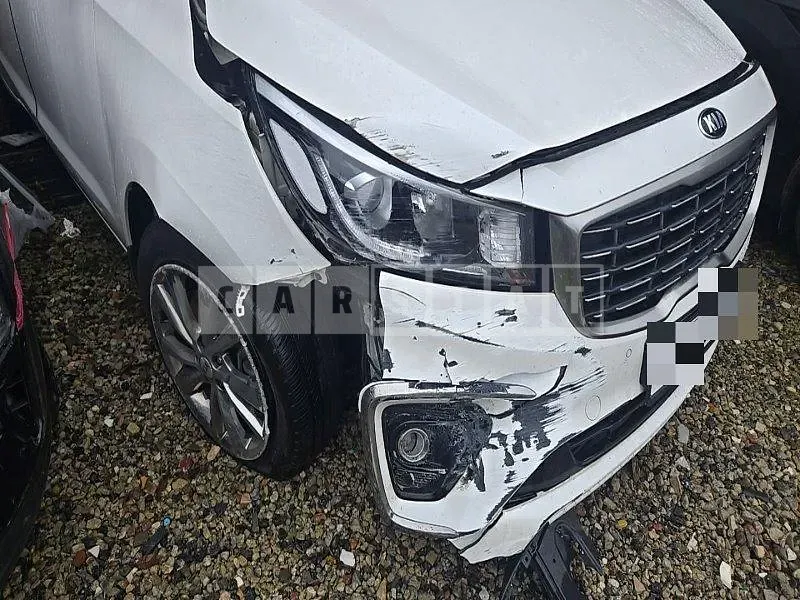 Photo 2 of 30: 2018 Kia Carnivals — Korean insurance auction