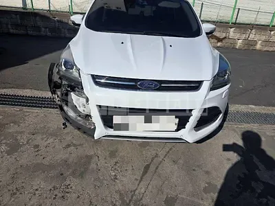 Photo 1 of 22: 2015 Ford Kuga 2.0 AWD — Korean insurance auction