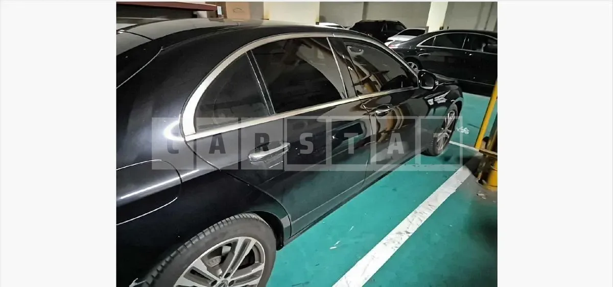 Photo 2 of 13: 2023 Mercedes-Benz E250 — Korean insurance auction