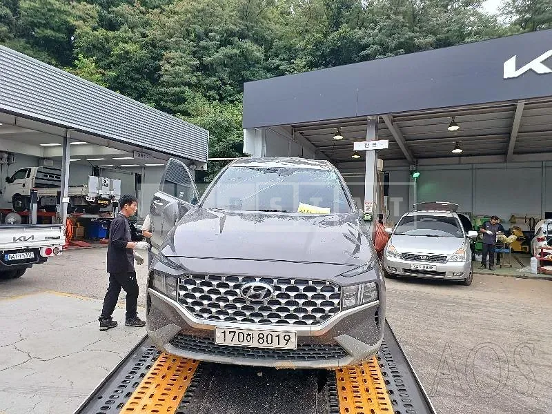 Photo 2 of 15: 2021 Hyundai Santa Fe, VIN KMHS281HHMU394952 — Korean insurance auction