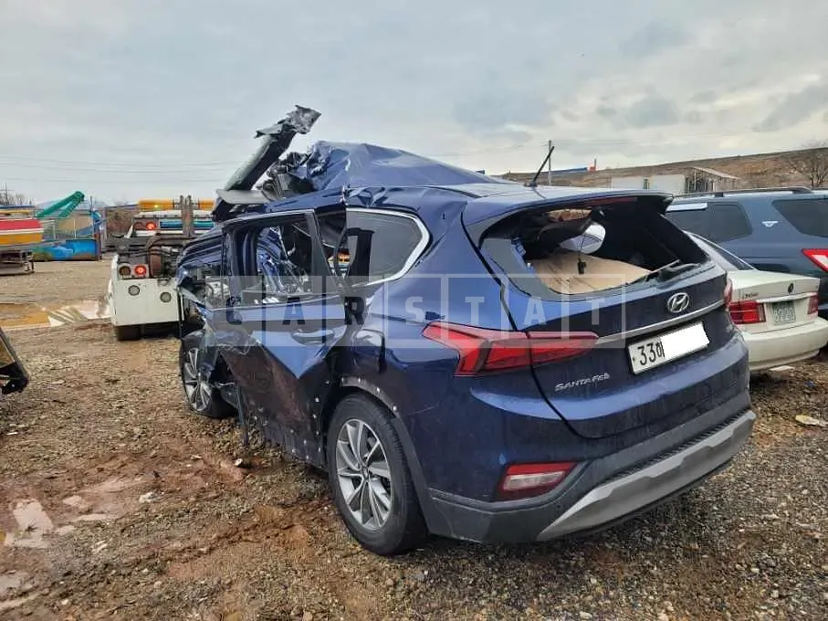 Photo 2 of 2: 2019 Hyundai Santa Fe, VIN KMHS281BBKU164041 — Korean insurance auction