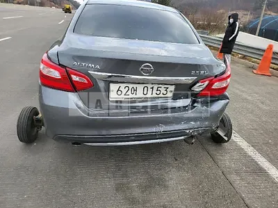 Photo 1 of 9: 2017 Nissan Altima 2.5, VIN 1N4AL3AP5HC104590 — Korean insurance auction