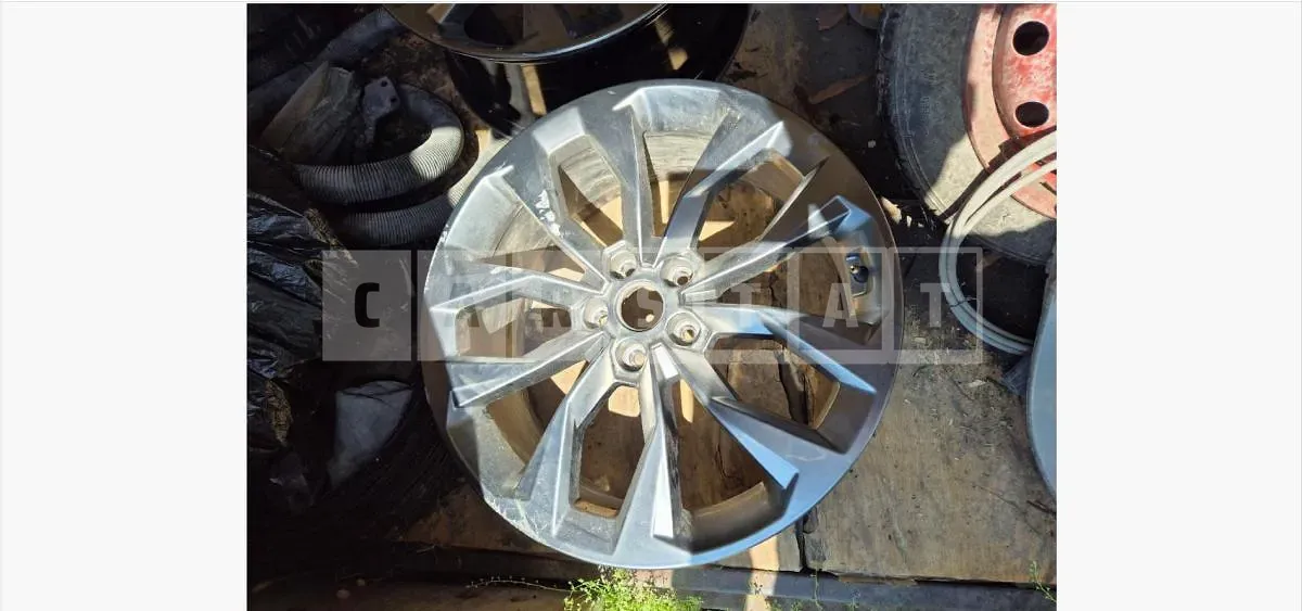 Photo 2 of 8: 2022 Kia (parts) Sorento Wheels — Korean insurance auction