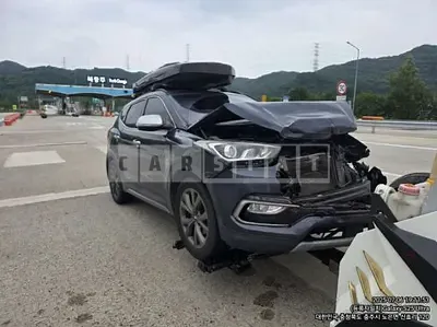 Photo 1 of 6: 2018 Hyundai Santa Fe — Korean insurance auction
