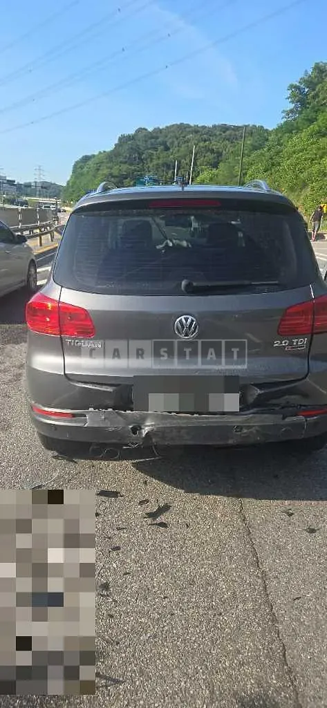 Photo 2 of 15: 2015 Volkswagen Tiguan 2.0 TDI BMT — Korean insurance auction